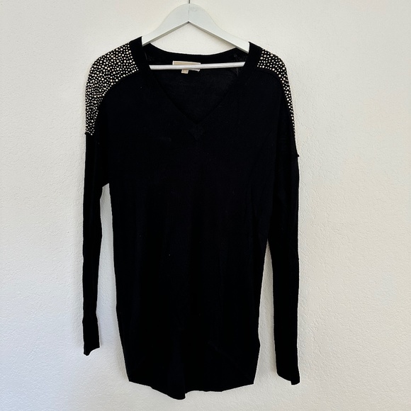 Michael Kors studded shoulder sweater in super soft cashmere - Picture 1 of 2